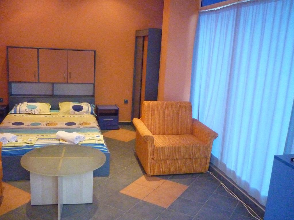 Dara Hotel Primorsko Exterior foto