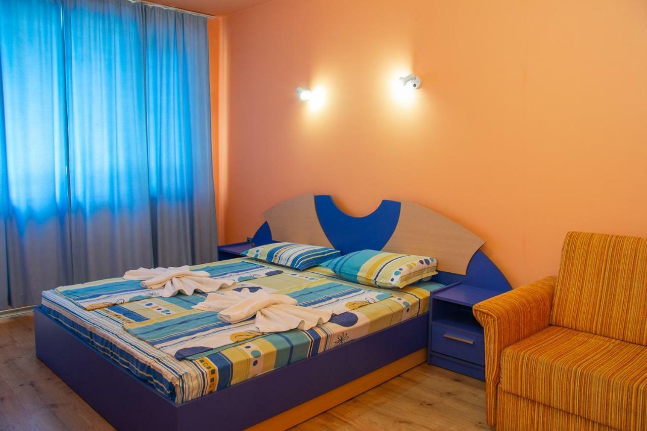Dara Hotel Primorsko Exterior foto